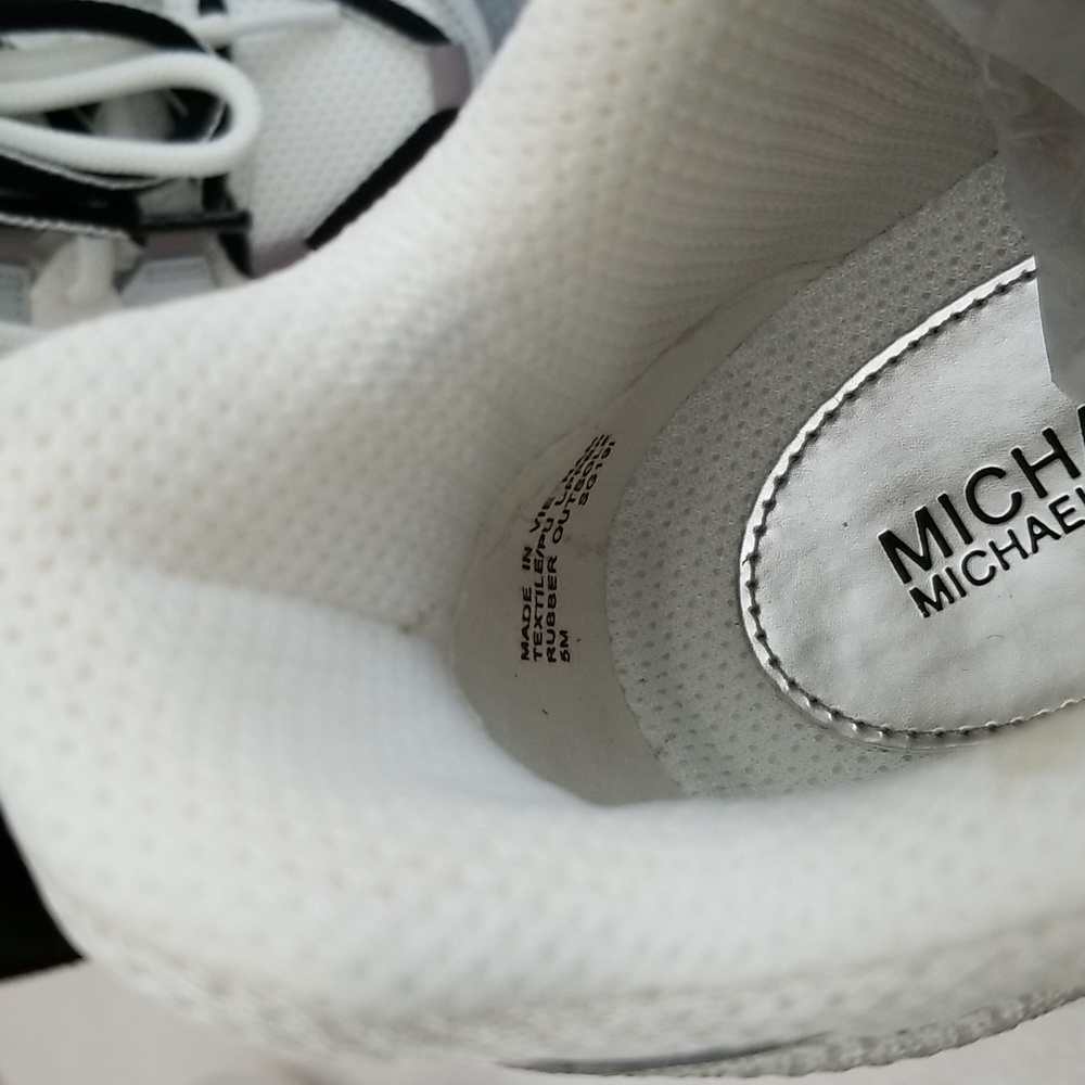 New Michael Kors Hero Trainer Sneakers - Picture 8 of 15